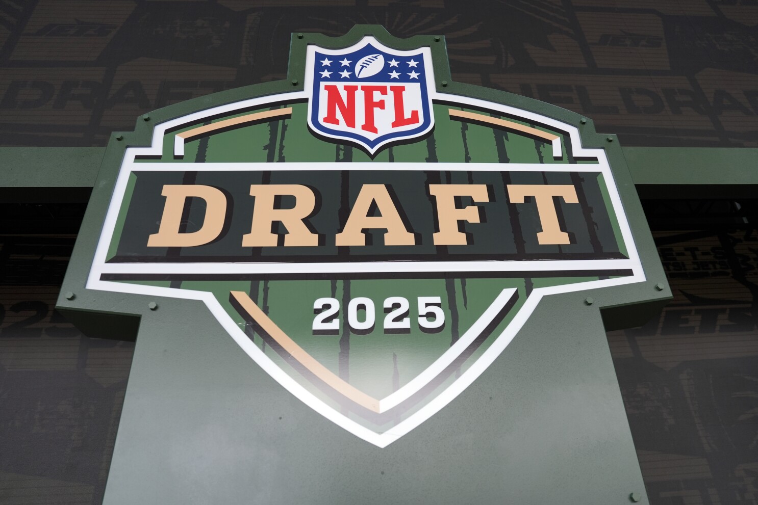 Browns Draft Shedeur Sanders After Unexpected Slide; Draft Process Criticized