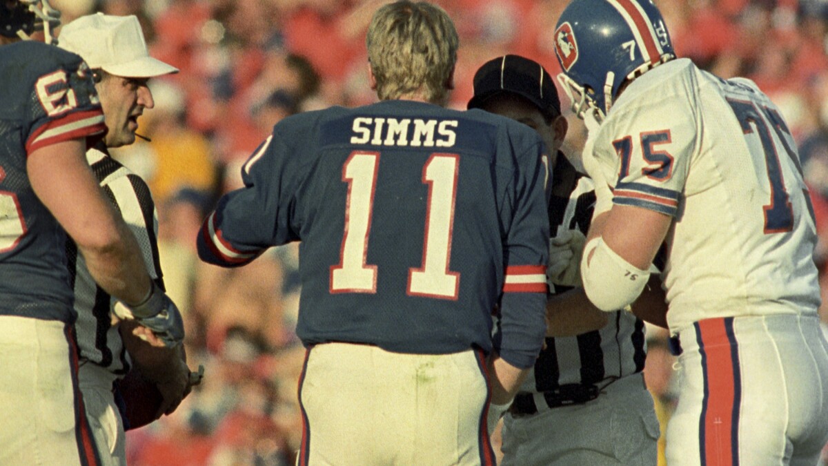Phil Simms' Jersey Stays Retired as Abdul Carter Seeks New Giants Number