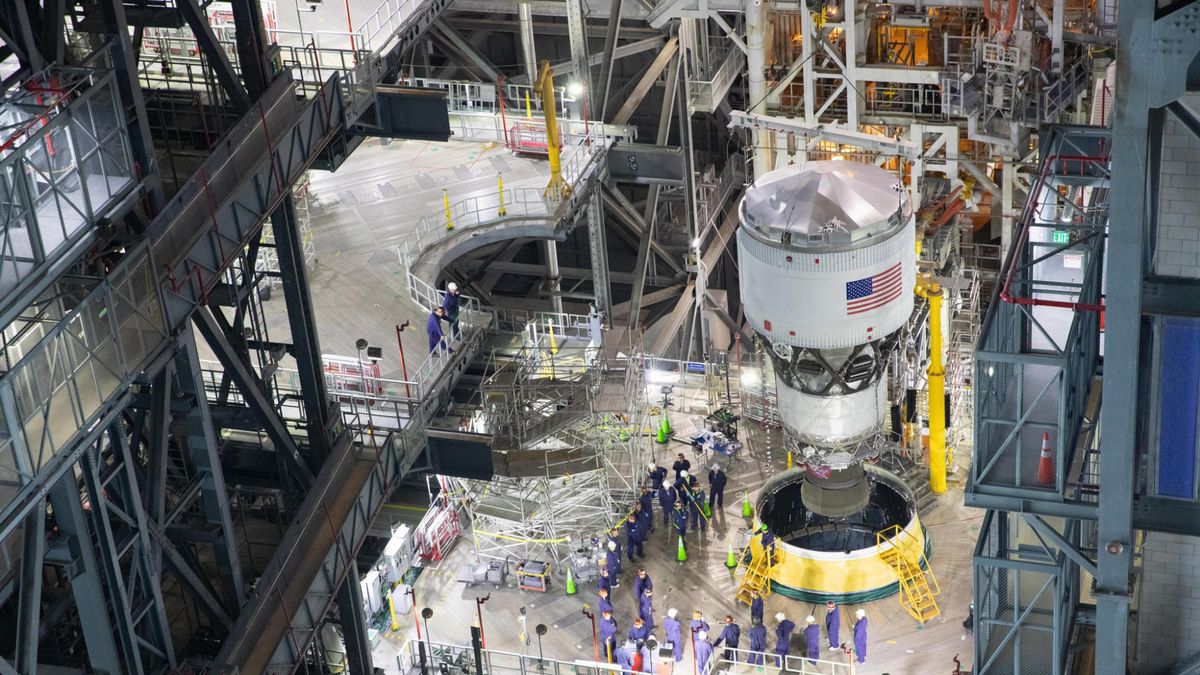 Lockheed Delivers Orion for Artemis 2; NASA Stacks SLS Stage for 2026 Launch