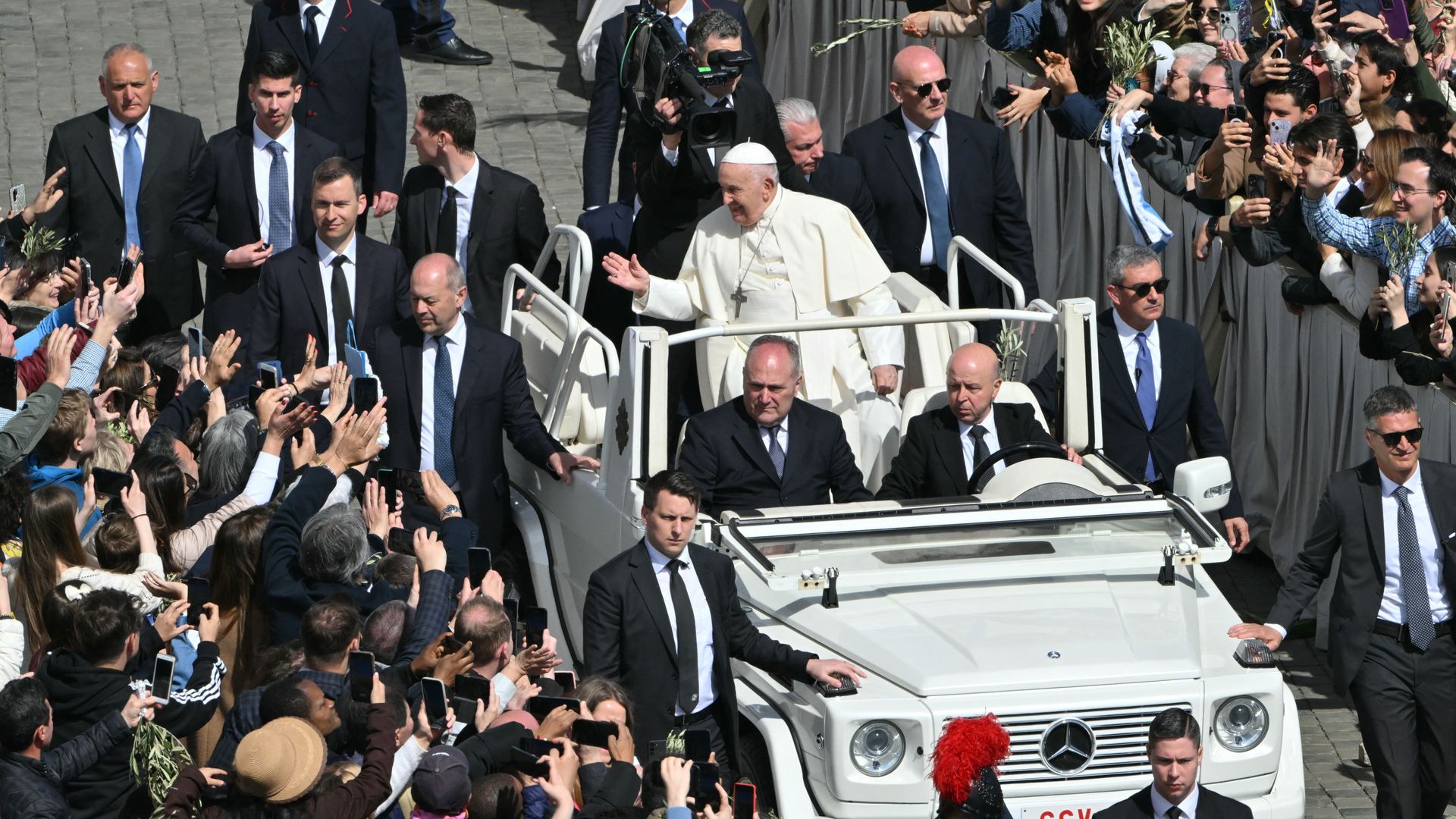 Popemobile to Become Mobile Health Clinic for Gaza Children: Pope's Final Wish