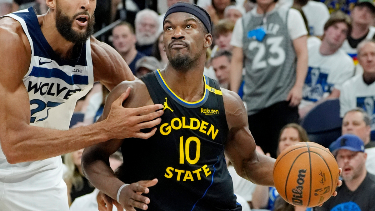 Steph Curry Injured; Warriors Game 1 Win Overshadowed by Hamstring Strain