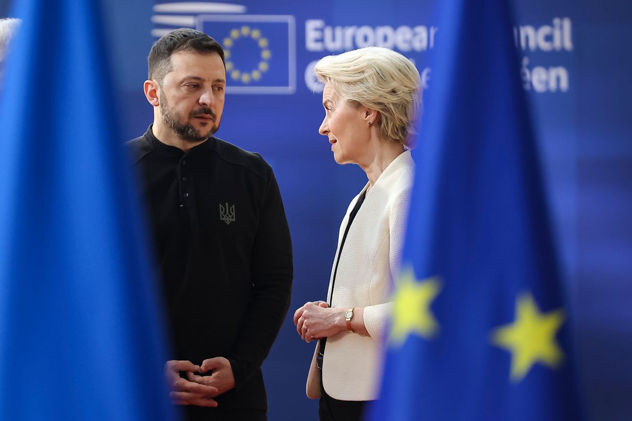EU Aims to Ban Russian Gas Imports by 2027, Faces Resistance