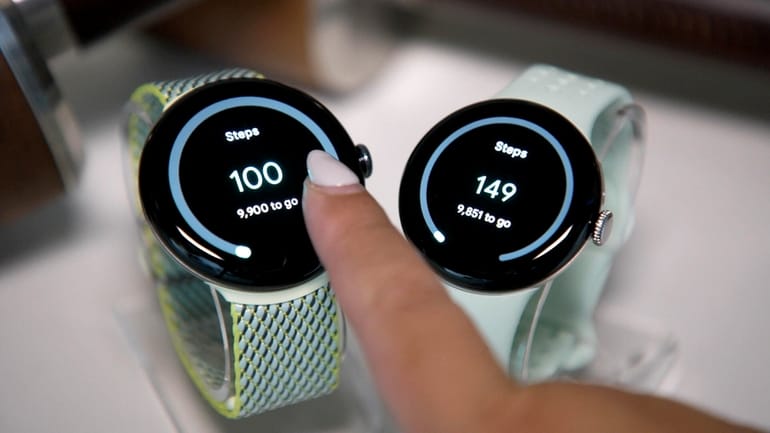 Best Smartwatches 2025: Top Picks from Apple, Google, OnePlus, and More