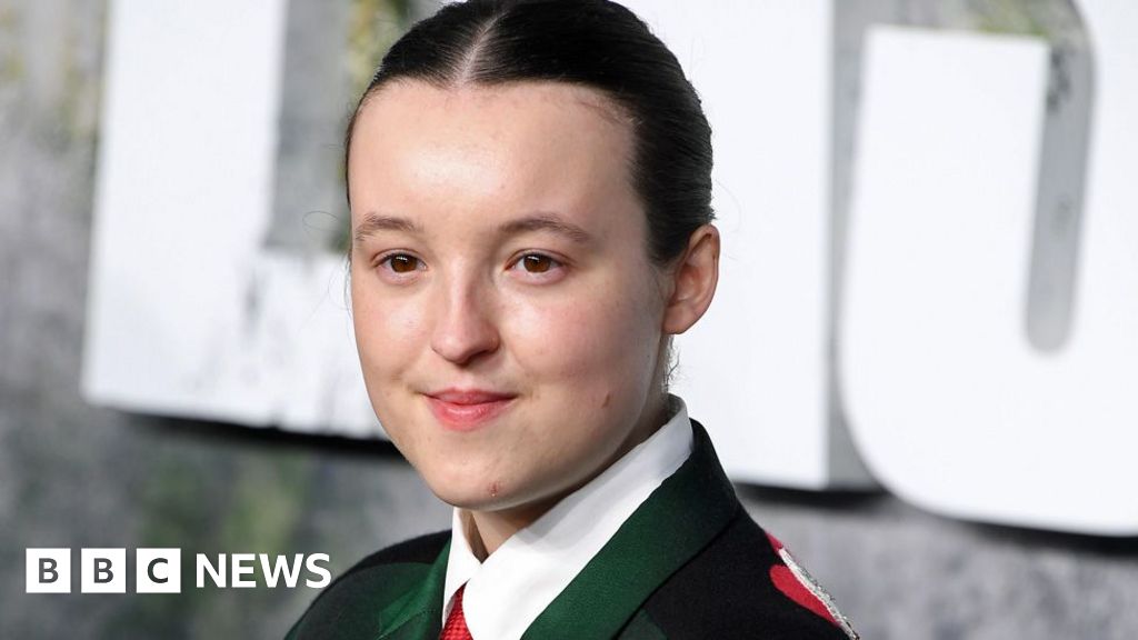 Bella Ramsey Advocates for Gendered Awards Amidst Non-Binary Representation Debate
