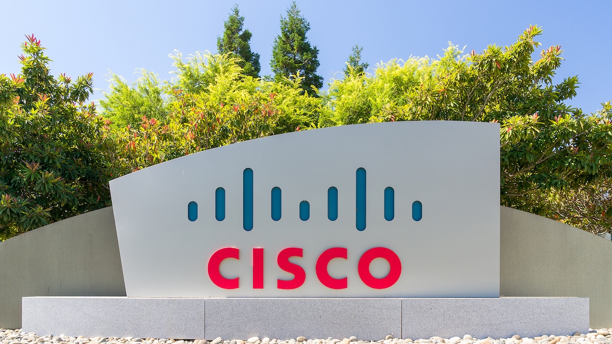 Cisco's Entanglement Chip Could Accelerate Quantum Computing by a Decade