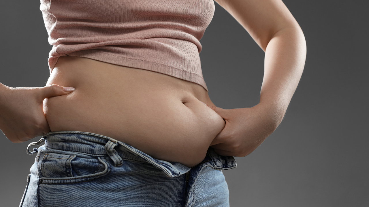 Fitness Expert Recommends 10-Minute No-Gym, No-Crunches Workout for Belly Fat Loss