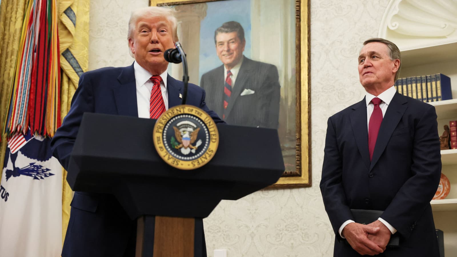 Trump Refuses Tariff Reduction to Initiate China Trade Talks; Cites Economic Impact