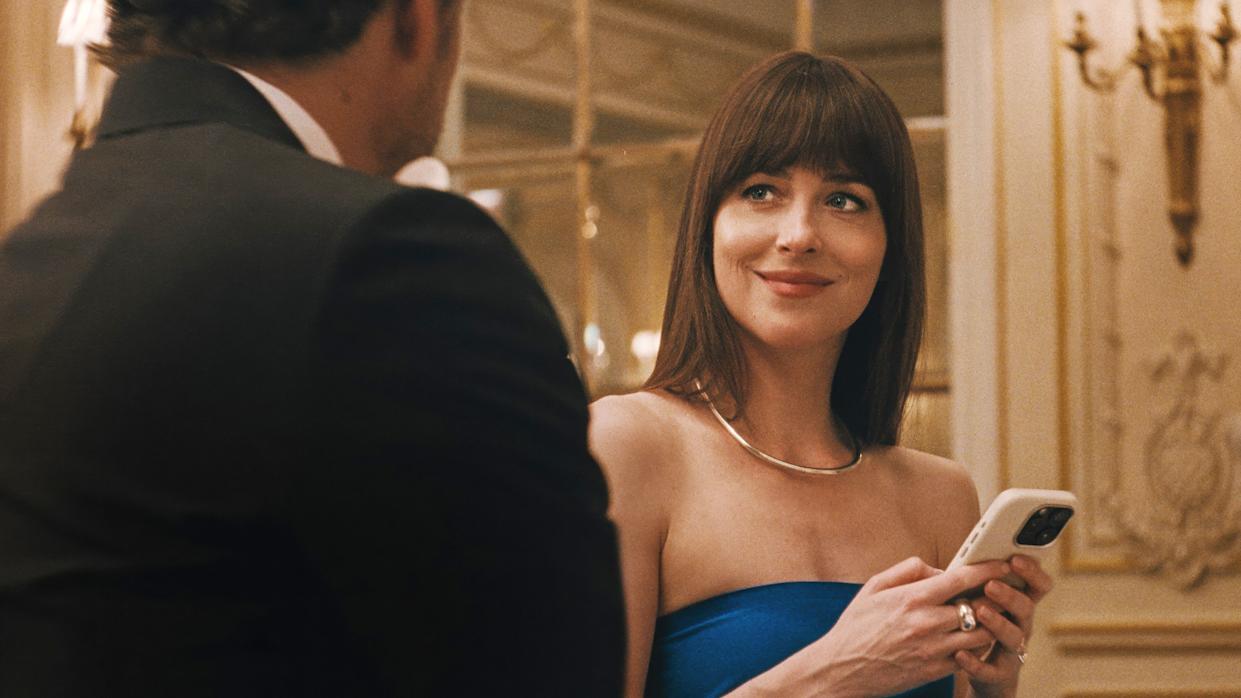 'Materialists' Trailer Sparks Nostalgia: A24's Rom-Com Revival?