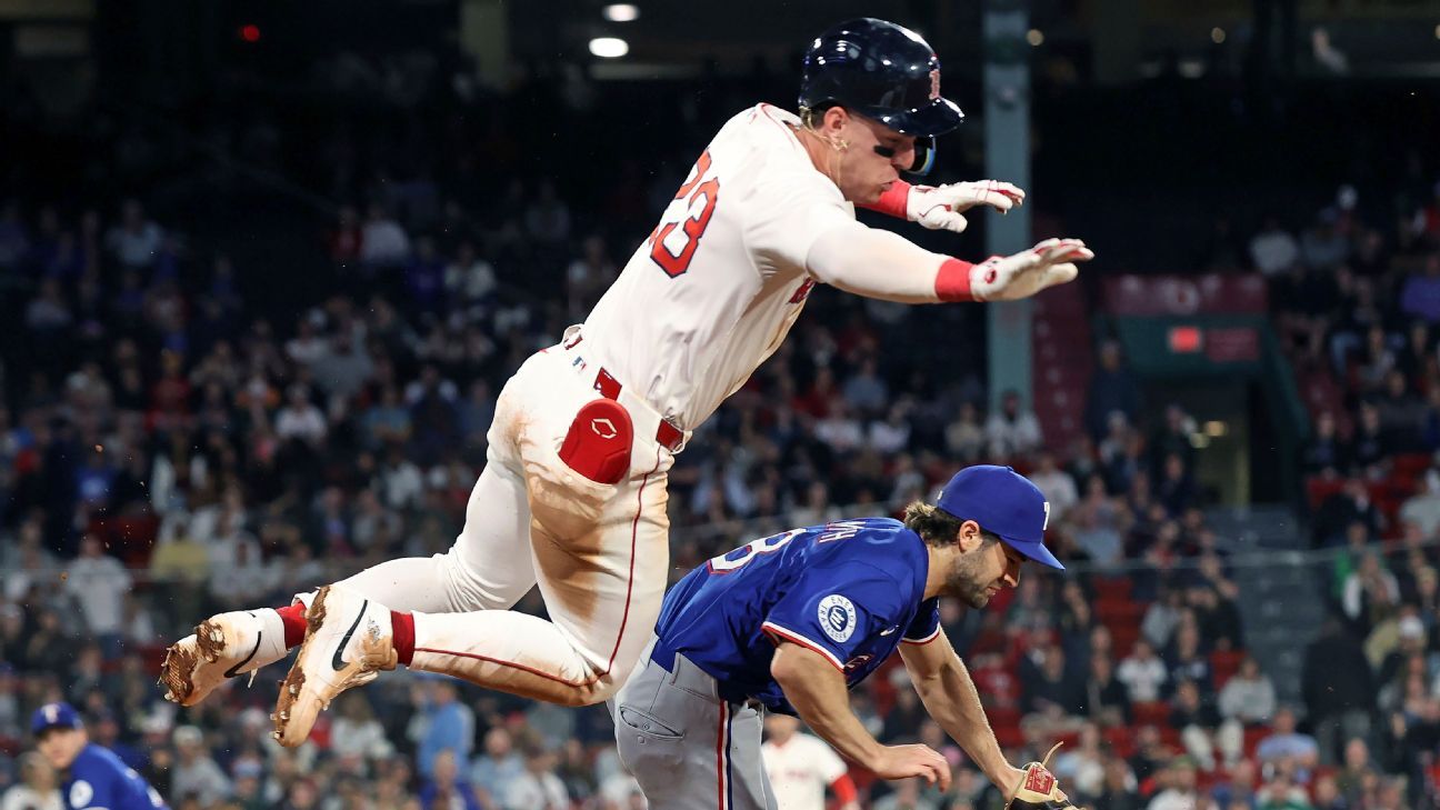 Red Sox's Romy Gonzalez Injured in Collision, Day-to-Day After Win