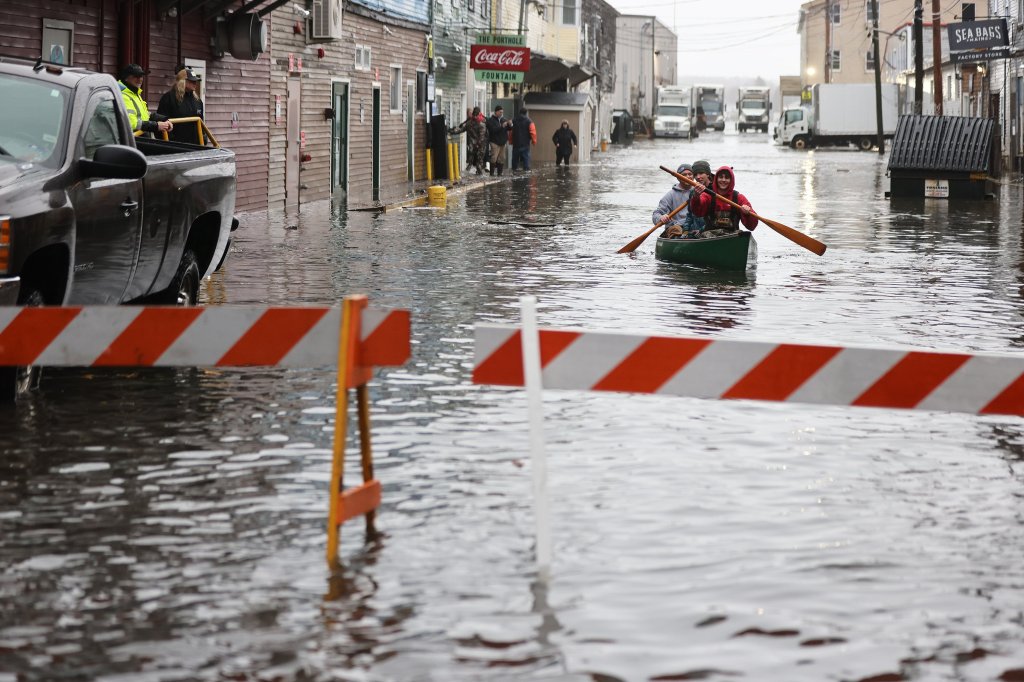 Maine Commission Urges 'Relentless' Focus on Extreme Weather Preparedness