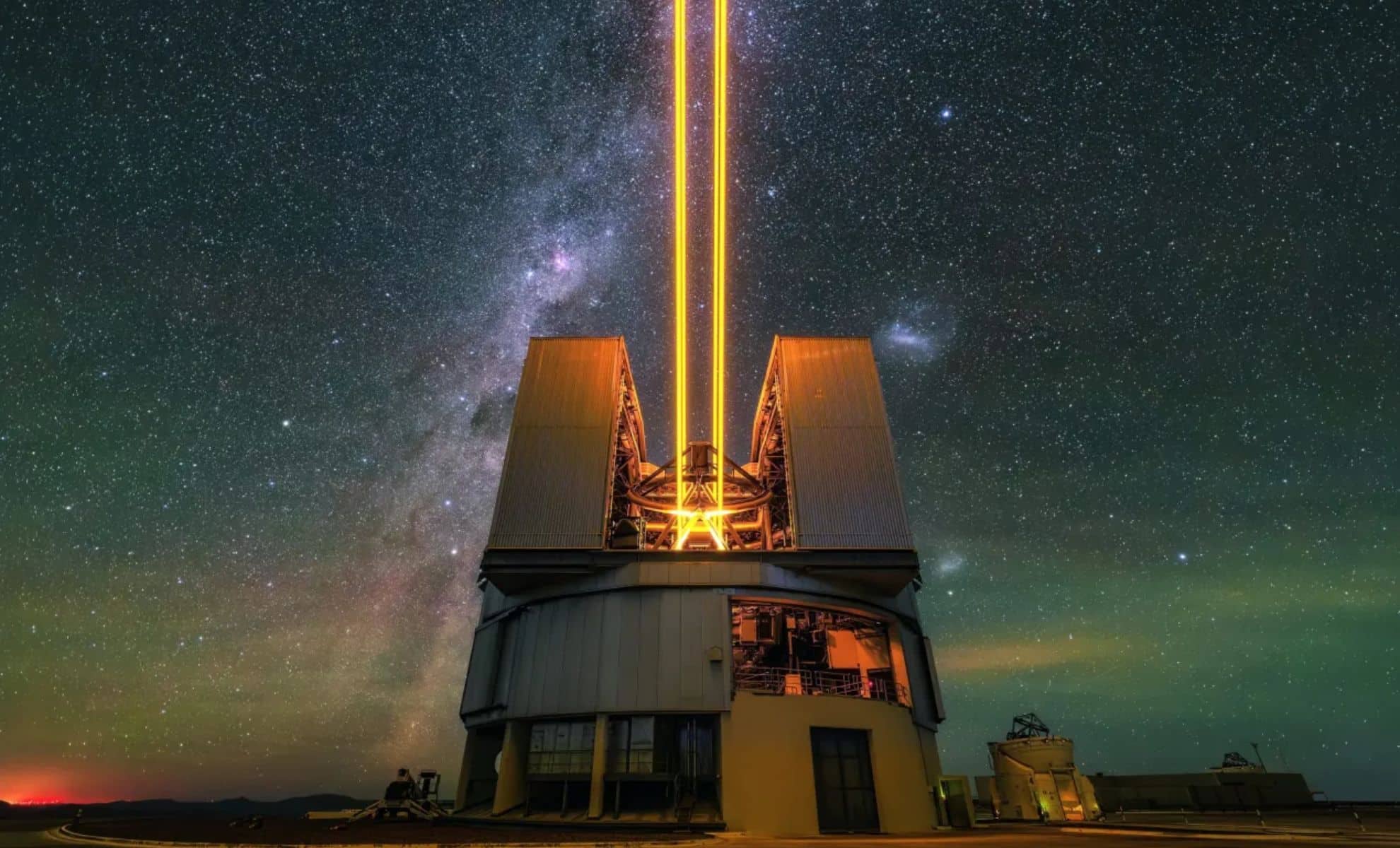 Giant Telescope Uses Lasers to Create Artificial Stars, Capturing Sharper Images