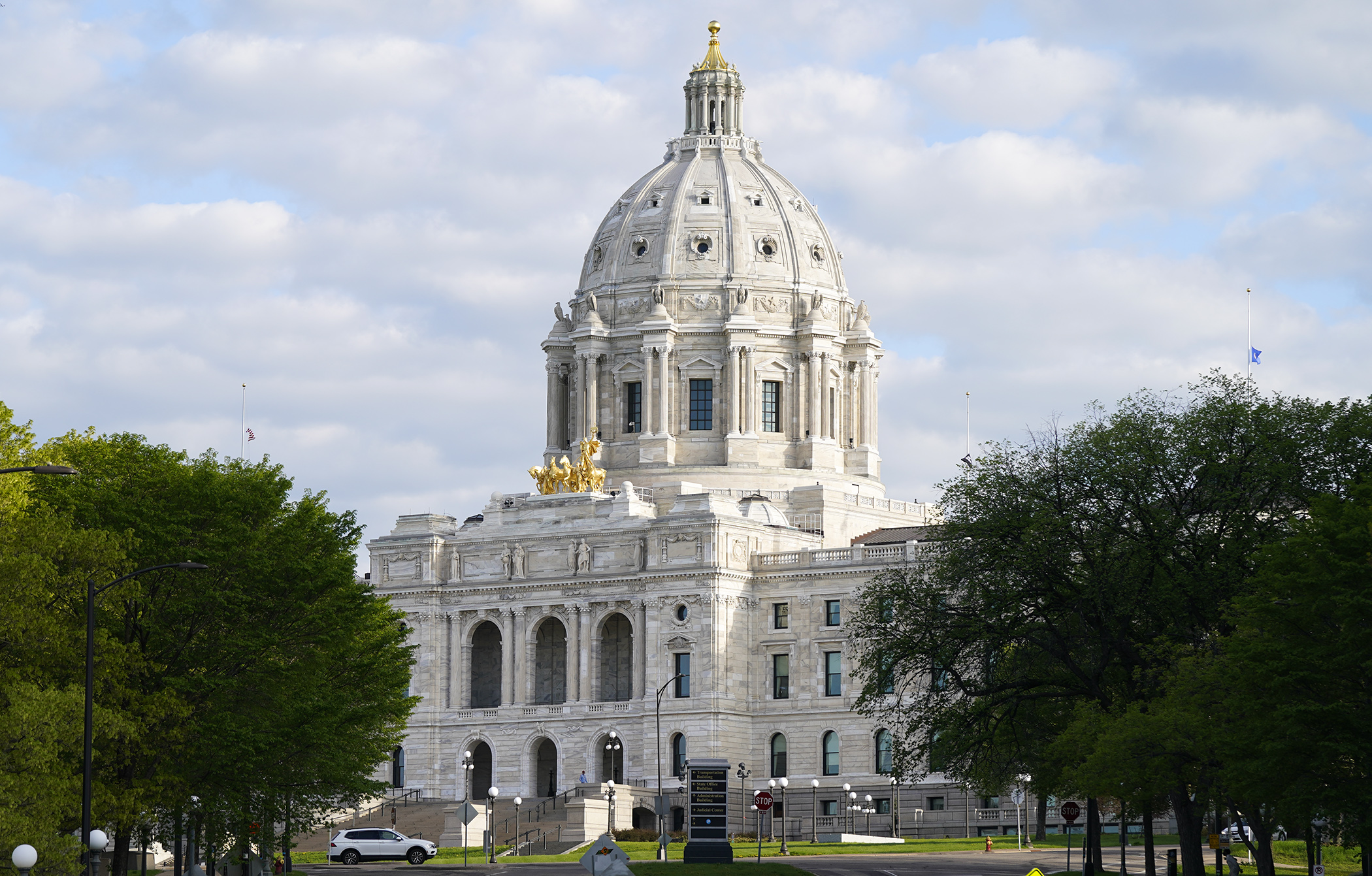 Minnesota Health Finance Bill Advances to House, MinnesotaCare Funding Uncertain