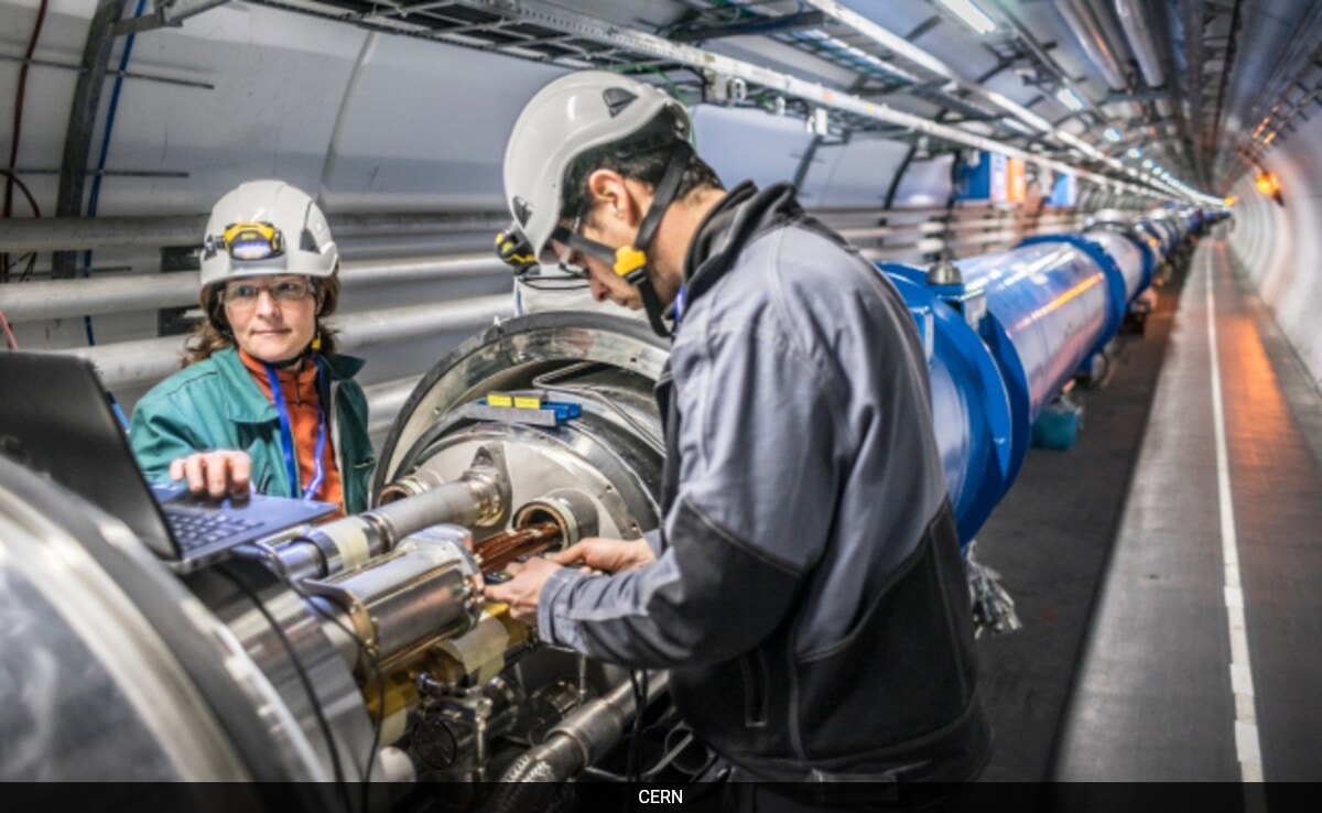 LHC Physicists Transmute Lead into Gold for Microsecond, Reaching Alchemist Dream