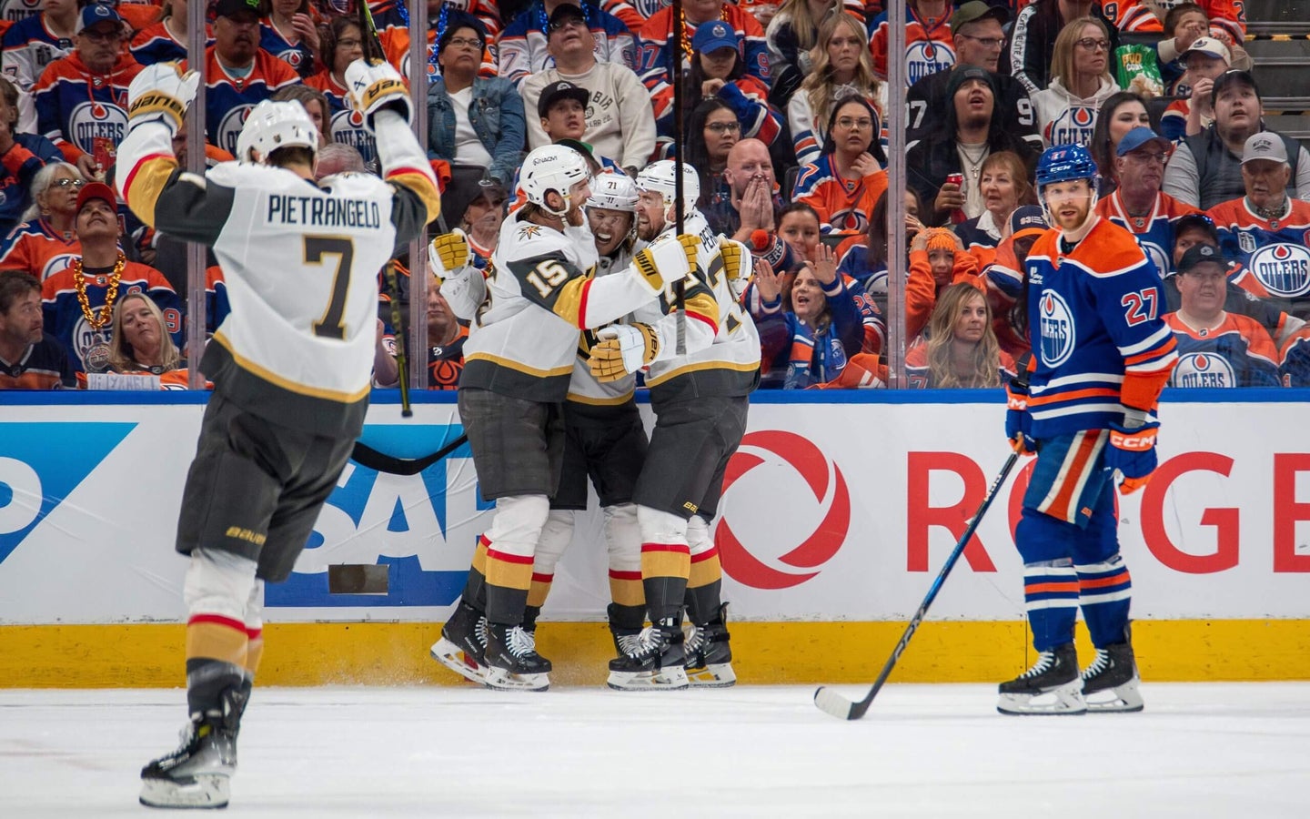 Golden Knights Stun Oilers with Last-Second Goal, Cutting Series Lead