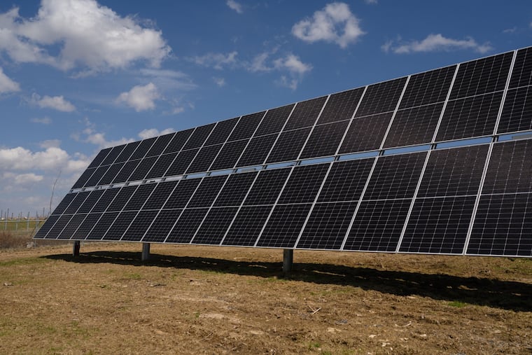 Pennsylvania Solar Initiatives Face Hurdles Despite Rising Demand, Hampering Progress