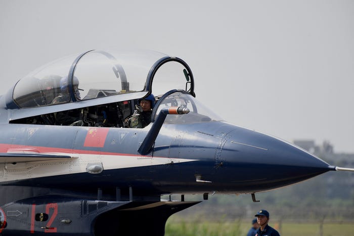 China's J-10C 'Vigorous Dragon' Fighter Jet Gains Prominence in India-Pakistan Conflict