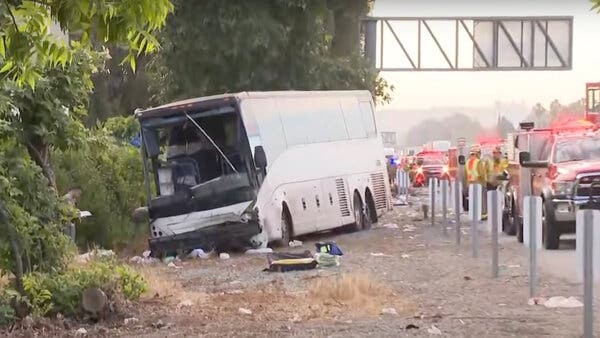 California Bus Crash: 1 Dead, 32 Injured on 60 Freeway in LA